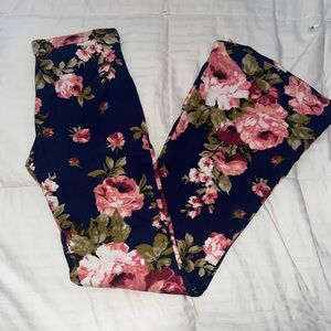 Floral Soft Women’s Flare Pants (SIZE LARGE)